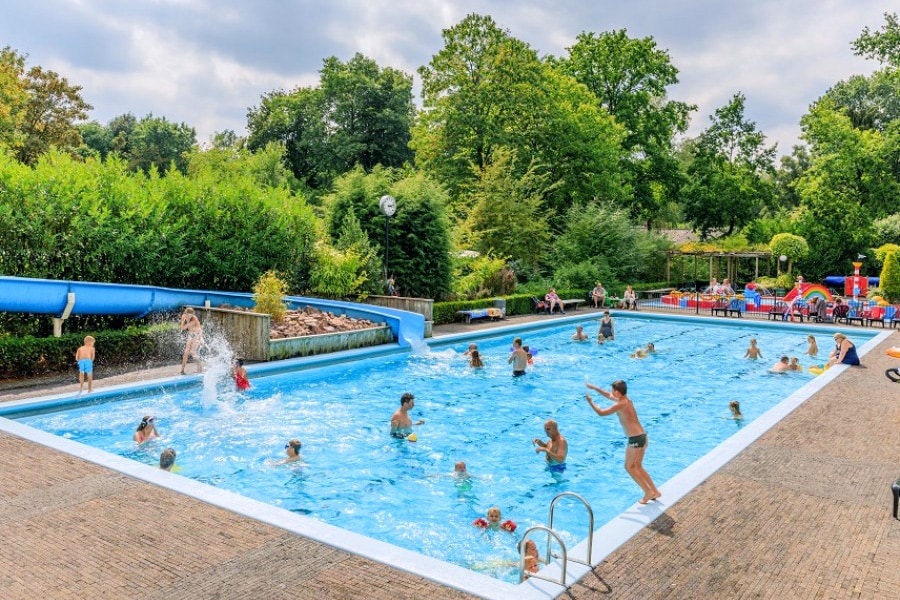 Vakantie naar Ardoer comfortcamping De Bosgraaf in Lieren in Nederland