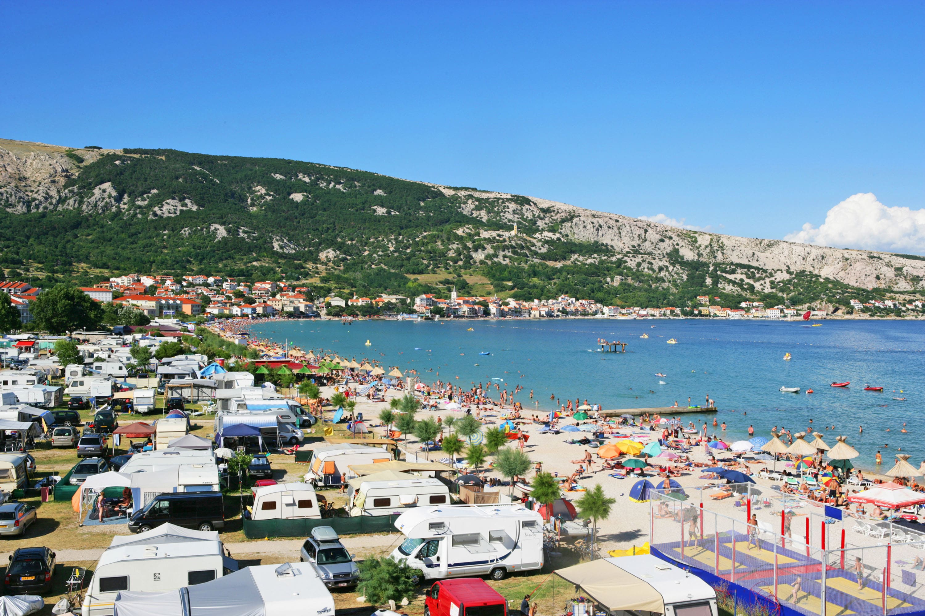 Vakantie naar Baška Beach Camping Resort in Baška in Kroatië