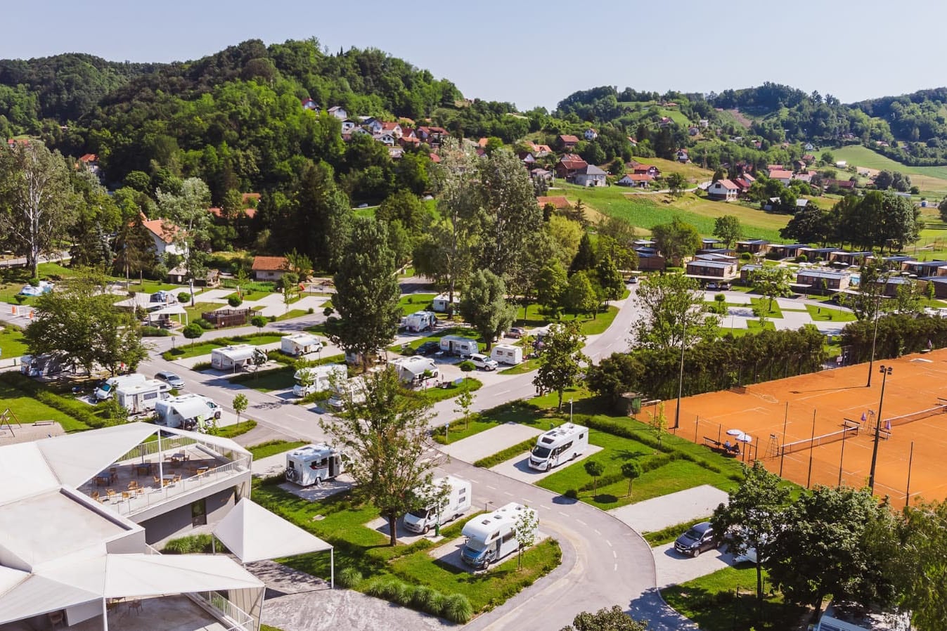 Vakantie naar Camp Vita/Glamping Village Terme Tuhelj in Krapina Zagorje in Kroatië