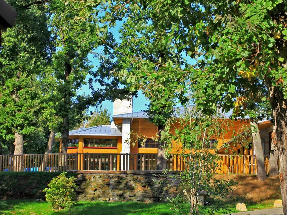 Camping Albirondack Park Lodge And Spa vanaf € 455,-!