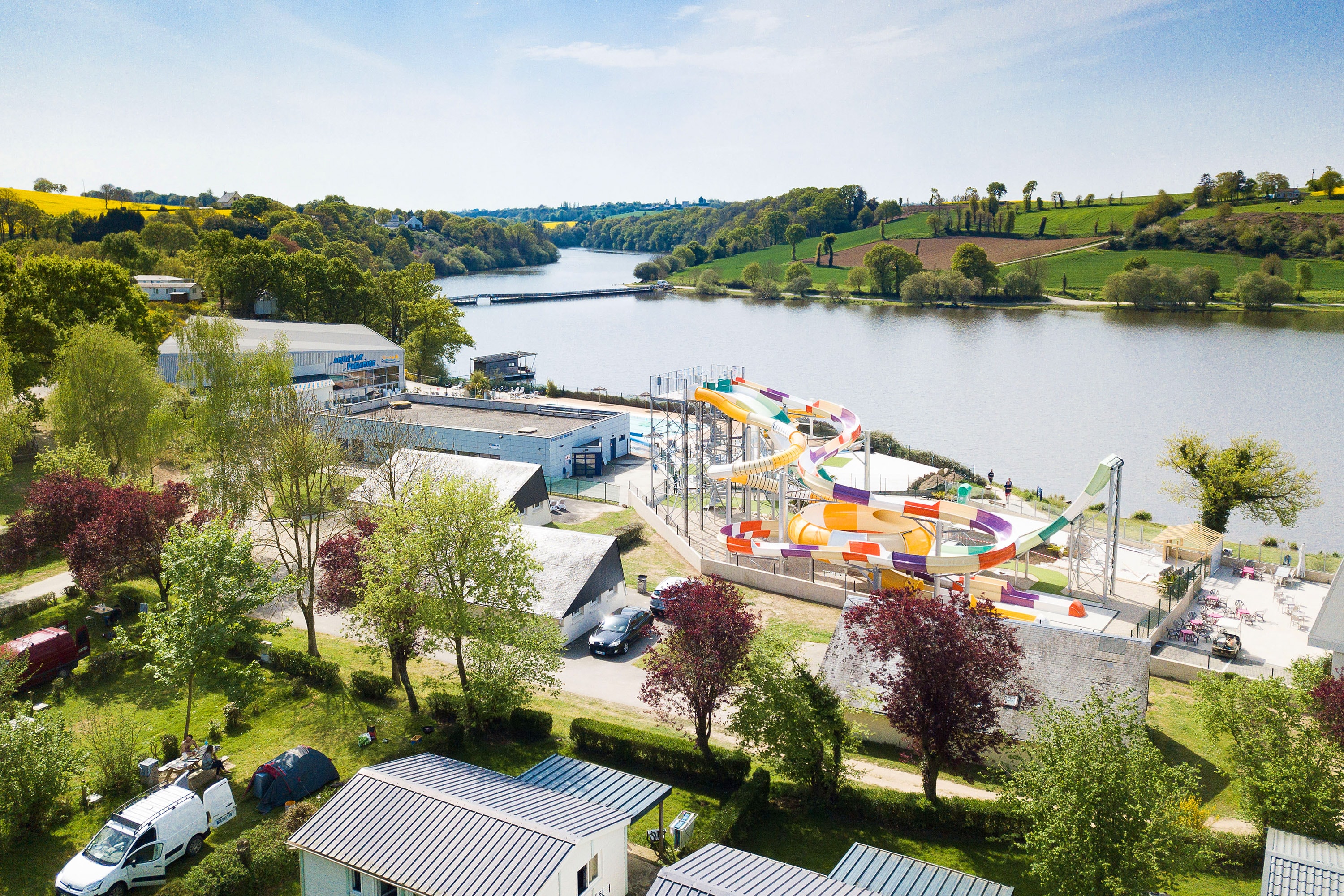 Vakantie naar Camping Au Bocage du Lac in Côtes D'Armor in Frankrijk