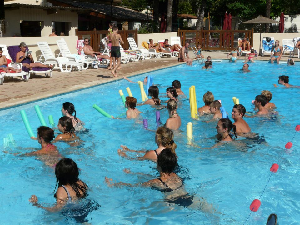 Camping  Au Vallon Rouge vanaf € € 385,00!