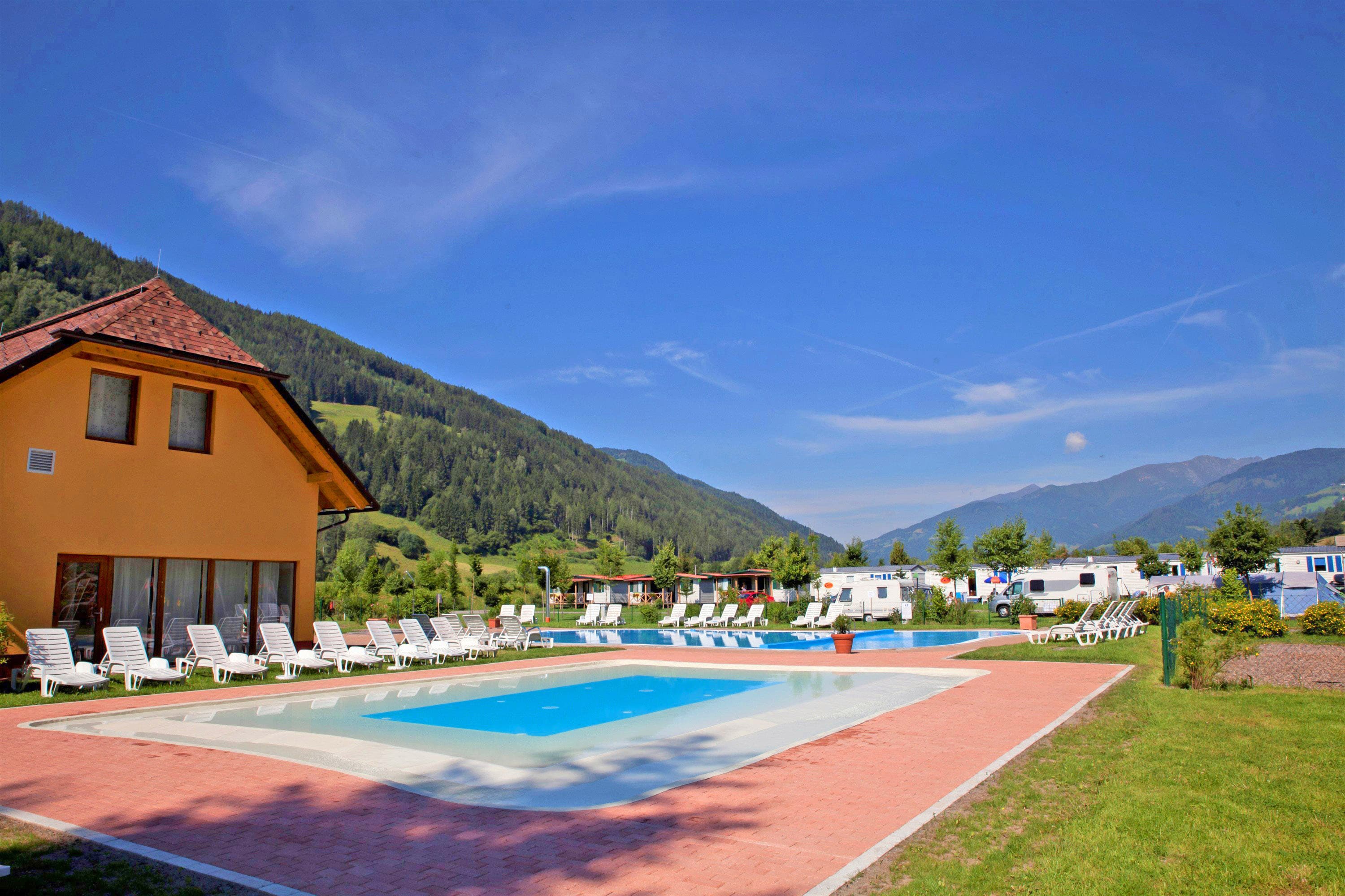 Vakantie naar Camping Bella Austria in Sankt Peter Am Kammersberg in Oostenrijk