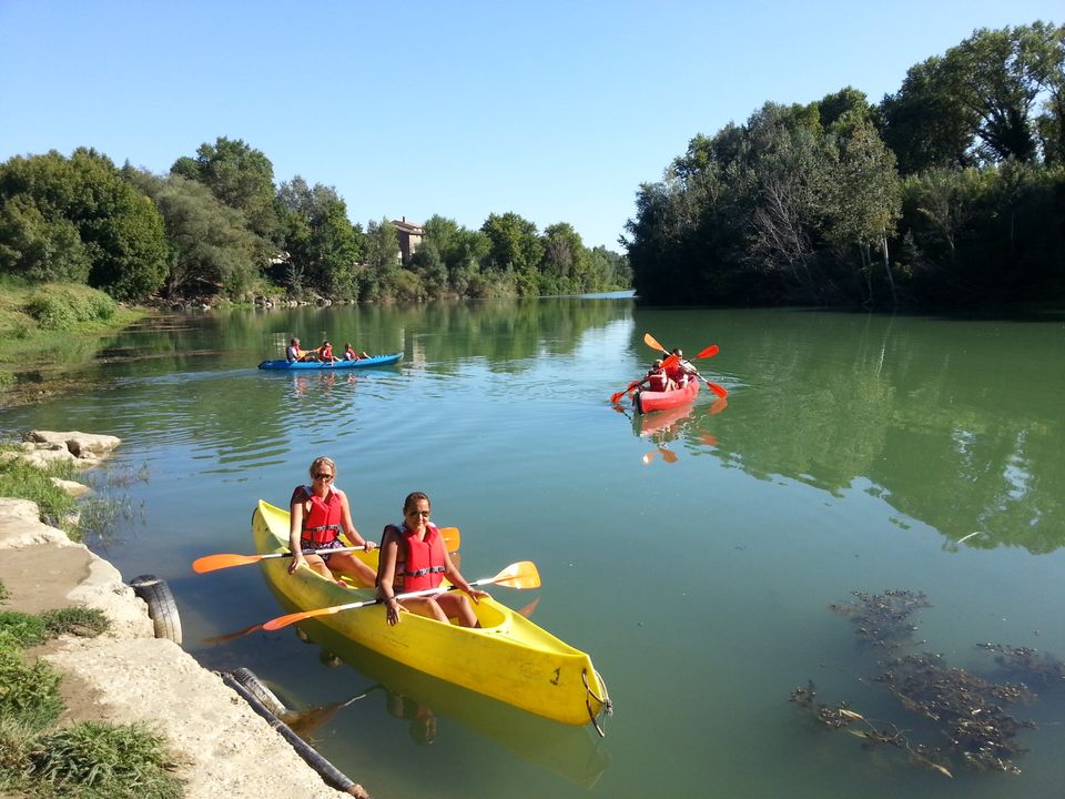 Vakantie naar Camping Bellerive in Montfrin in Frankrijk