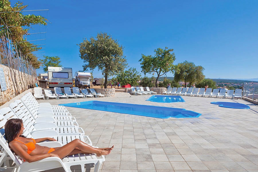 Camping Bor vanaf € € 23,10,-!