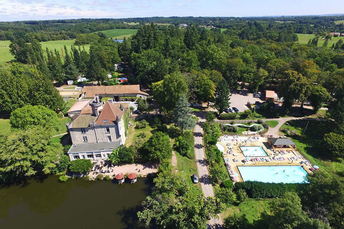 Vakantie naar Camping Château Le Verdoyer in Dordogne in Frankrijk