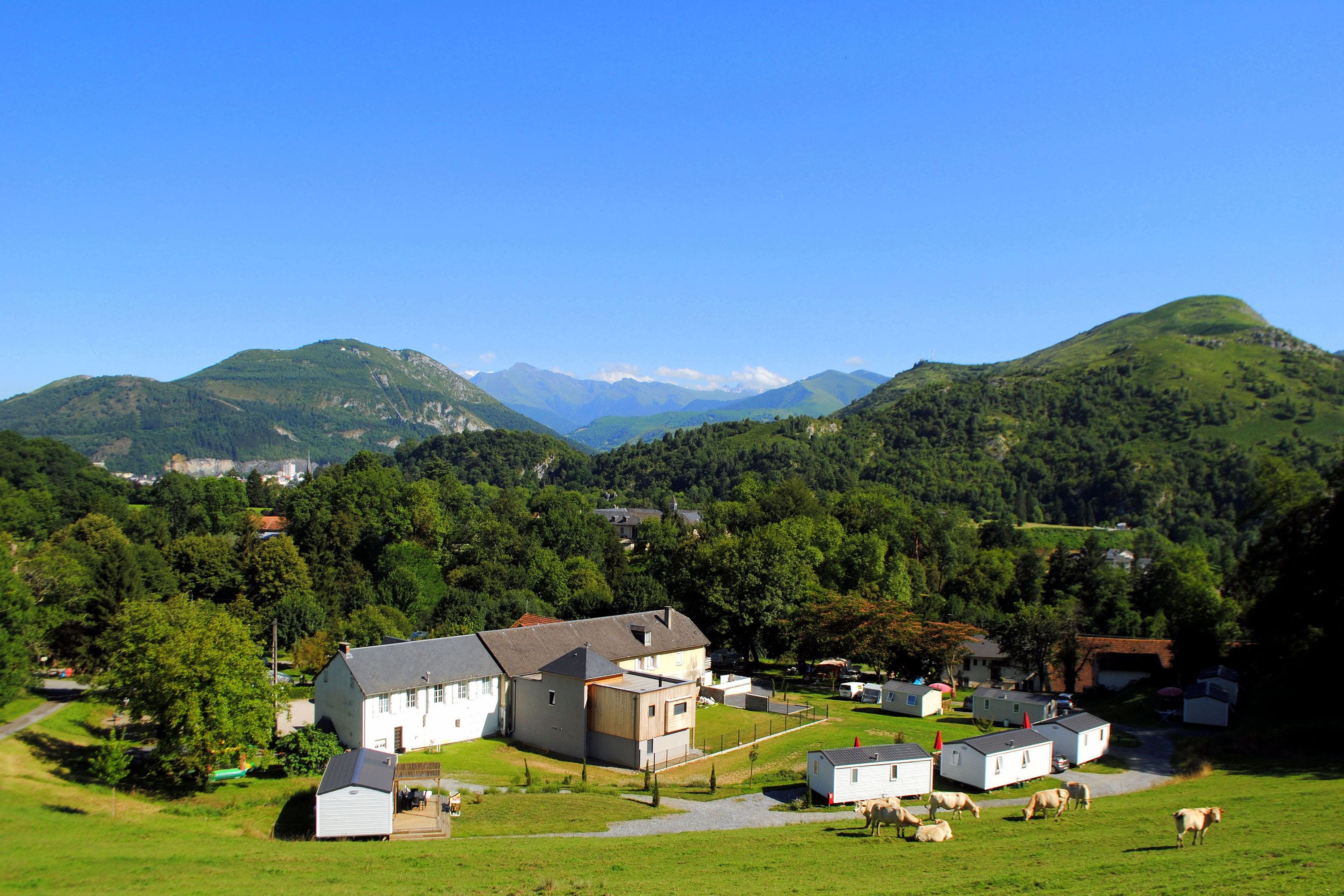 Vakantie naar Camping D'Arrouach in Hautes Pyrénées in Frankrijk