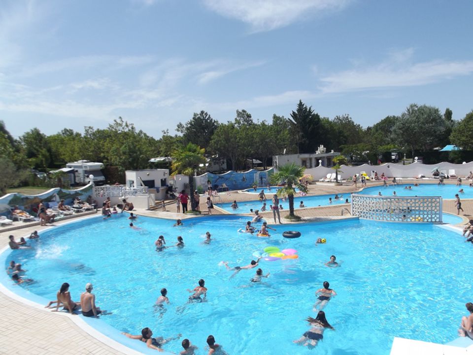 Vakantie naar Camping de l'Estuaire in Saint Thomas De Conac in Frankrijk