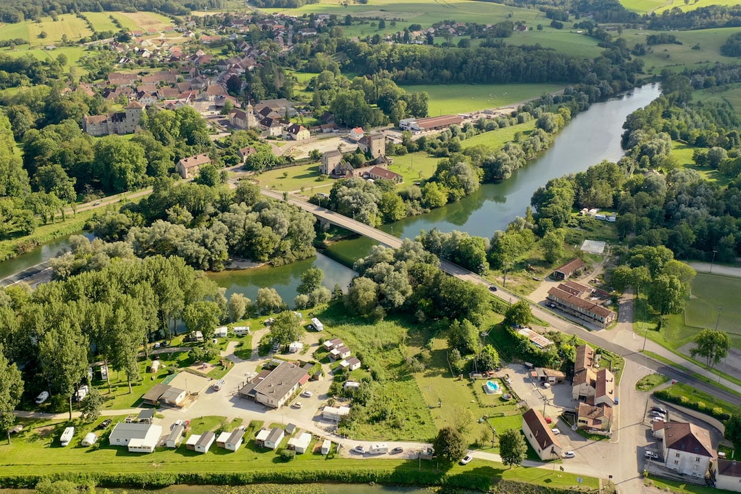 Vakantie naar Camping de l'Ile in Jura in Frankrijk