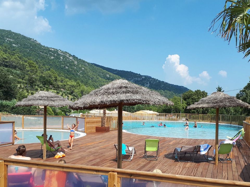 Camping Domaine De La Roudelière   Camping Paradis vanaf € € 249,00!