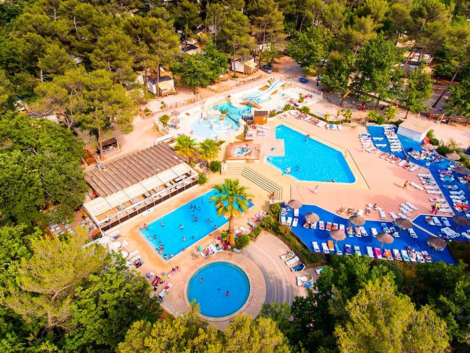 Camping Domaine De La Sainte Baume vanaf € € 217,00!