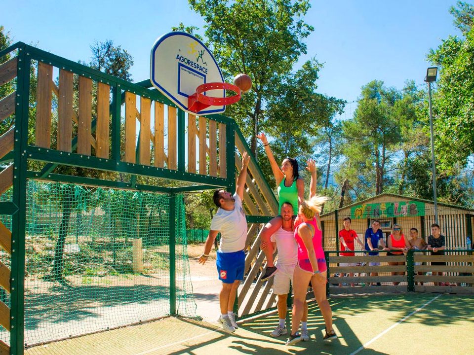 Camping Domaine De La Sainte Baume vanaf € 217,-!