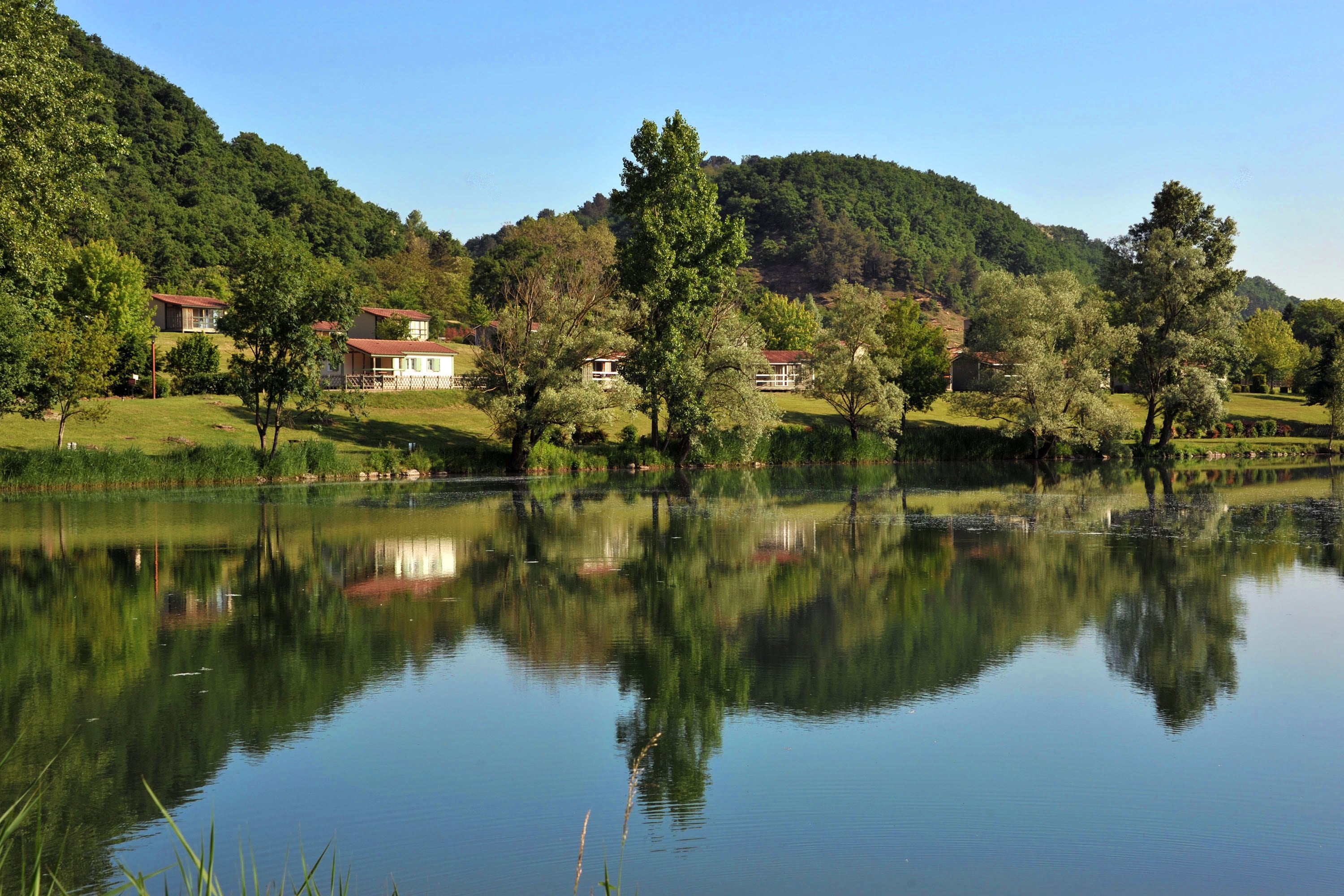 Vakantie naar Camping Domaine du Lac de Champos in Drôme in Frankrijk