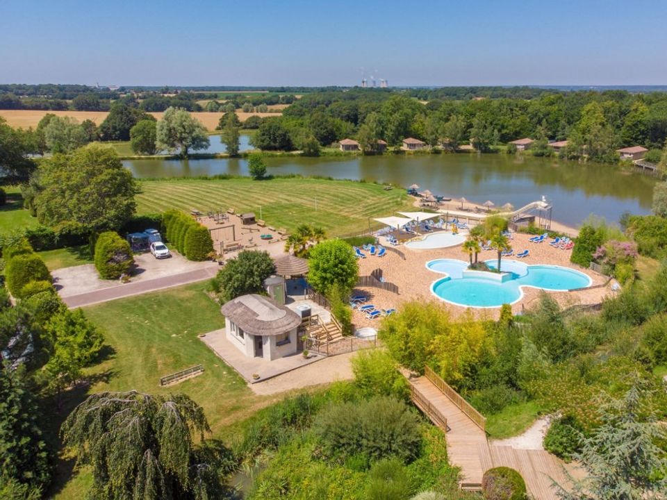 Vakantie naar Camping Domaine Les Bois du Bardelet in Gien in Frankrijk