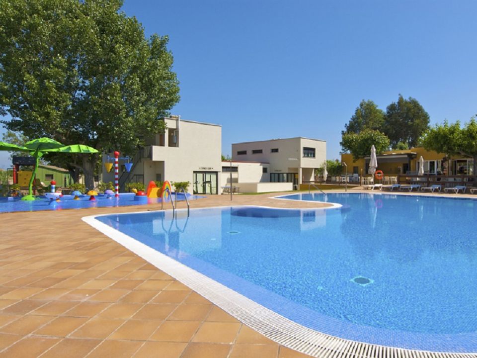 Vakantie naar Camping El Riu in St Pere Pescador in Spanje