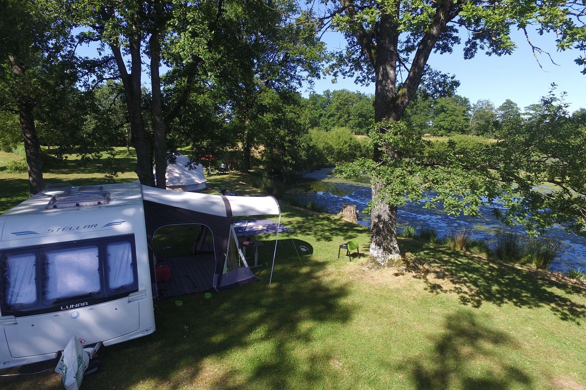 Vakantie naar Camping Etang du Camp in Aveyron in Frankrijk