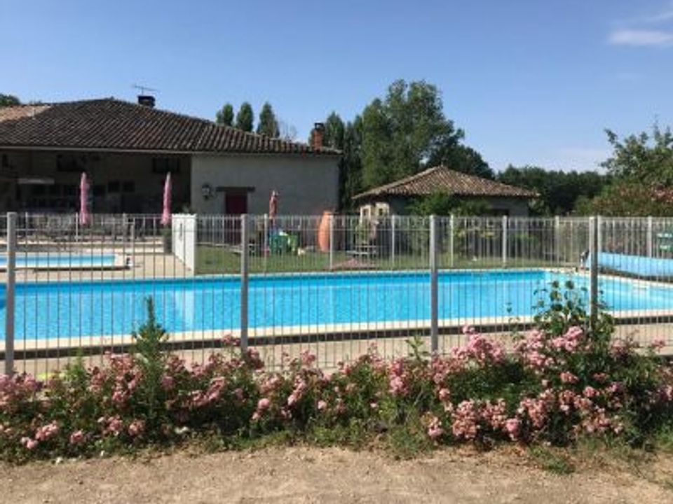 Vakantie naar Camping Fargogne in Puygaillard De Quercy in Frankrijk