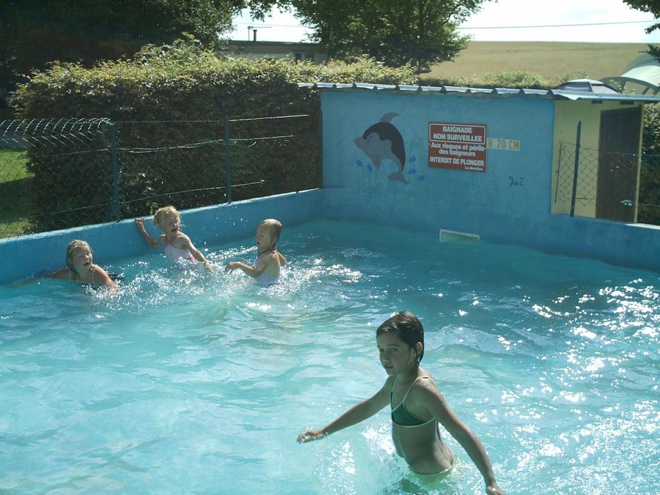 Vakantie naar Camping Fontenoy Le Chateau in Fontenoy Le Chateau in Frankrijk