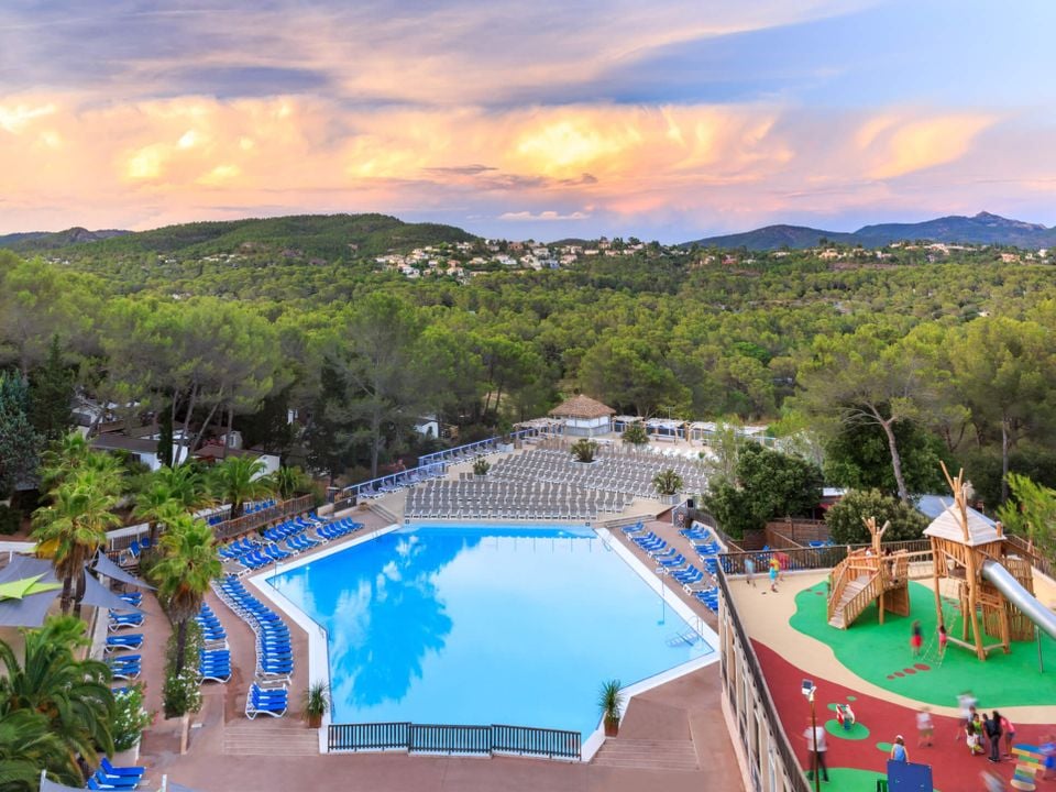 Vakantie naar Camping Holiday Green in Frejus in Frankrijk