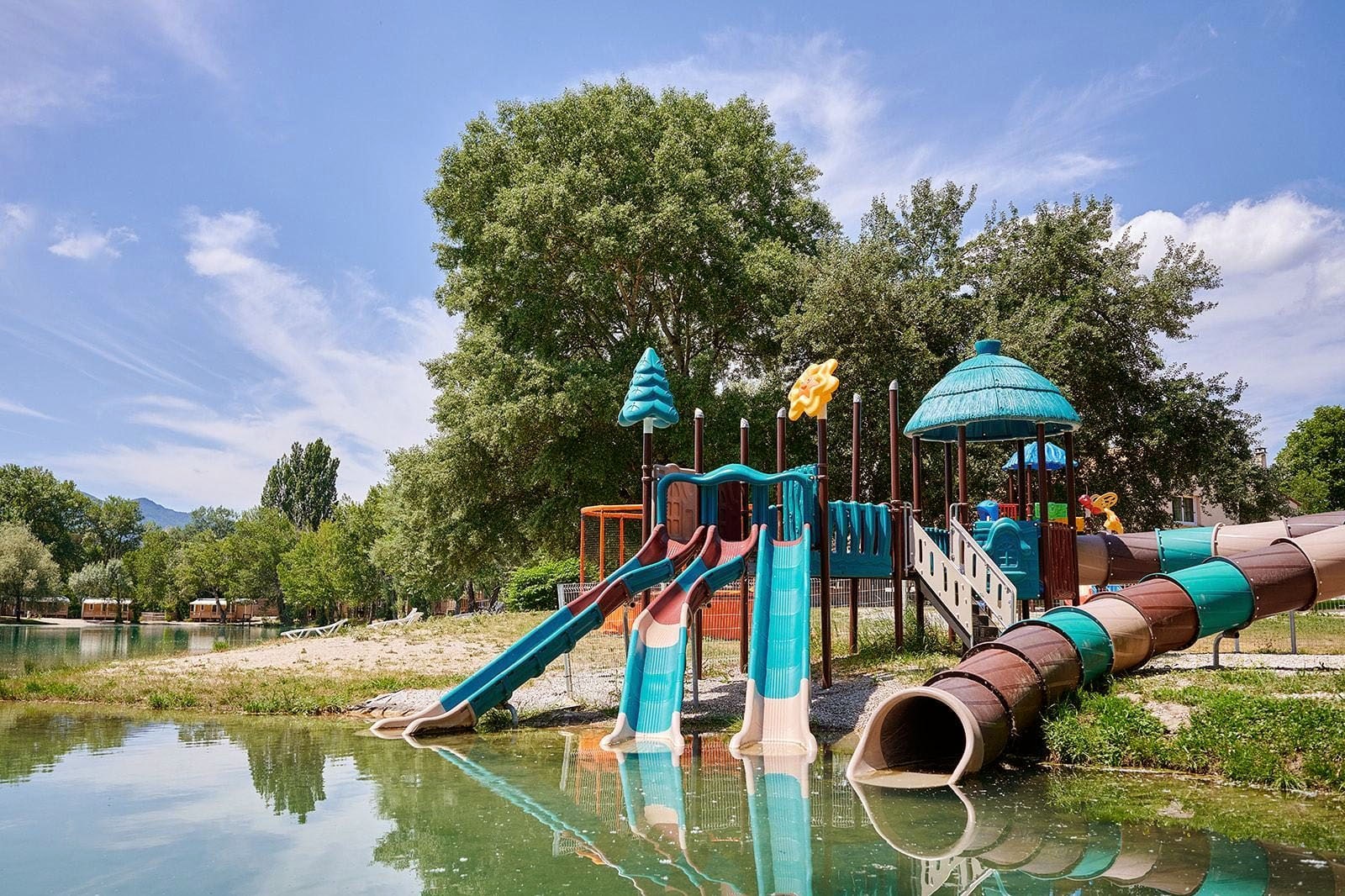 Camping KOAWA Le Lac Bleu vanaf € 406.41,-!