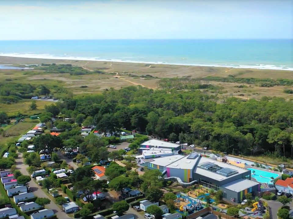 Vakantie naar Camping  l'Océan in Brem Sur Mer in Frankrijk