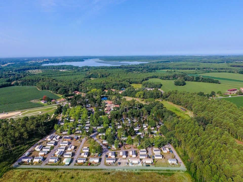 Vakantie naar Camping Landes Azur in Azur in Frankrijk