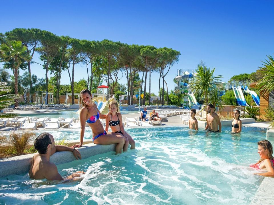 Camping Le Castellas vanaf € 257.39,-!