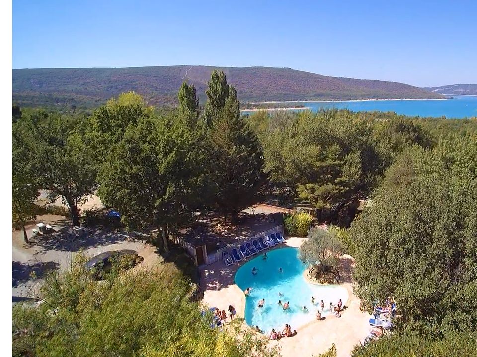 Vakantie naar Camping le Domaine de Chanteraine in Aiguines in Frankrijk