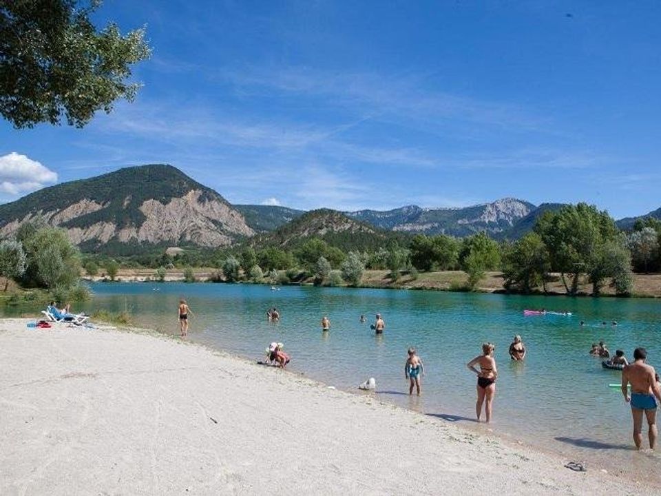 Camping Le Lac Bleu vanaf € 371,-!