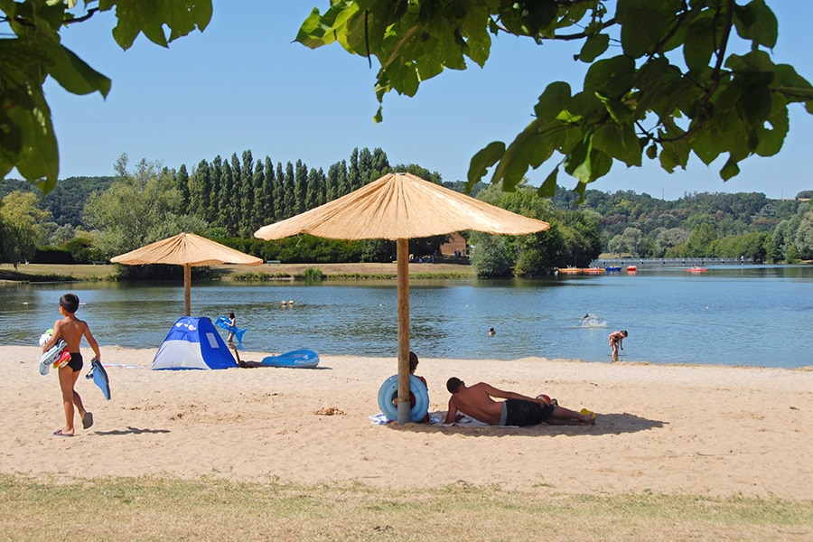 Vakantie naar Camping Le Lac des Varennes in Sarthe in Frankrijk