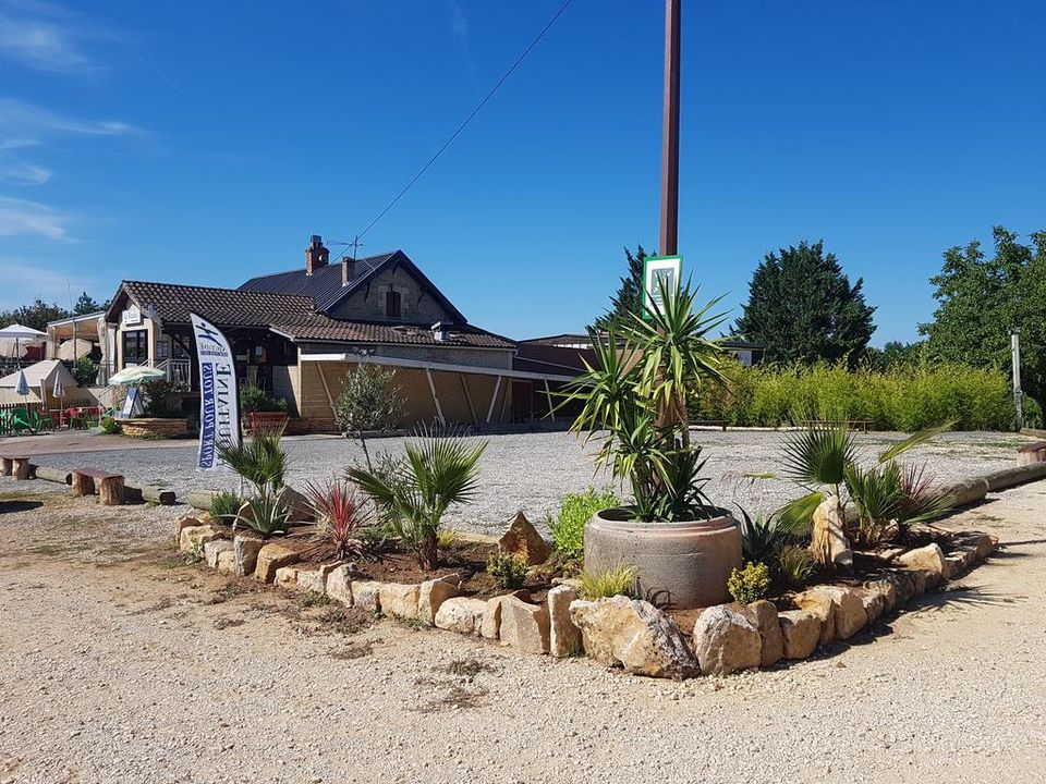 Camping Le Pigeonnier vanaf € 266,-!