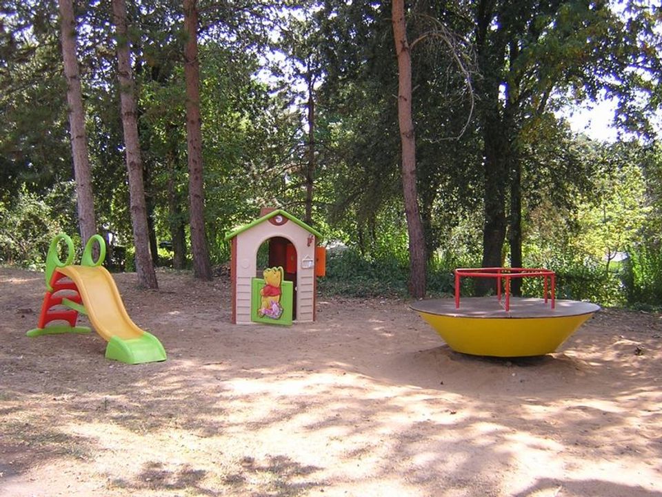 Camping Le Pigeonnier vanaf € 266,-!