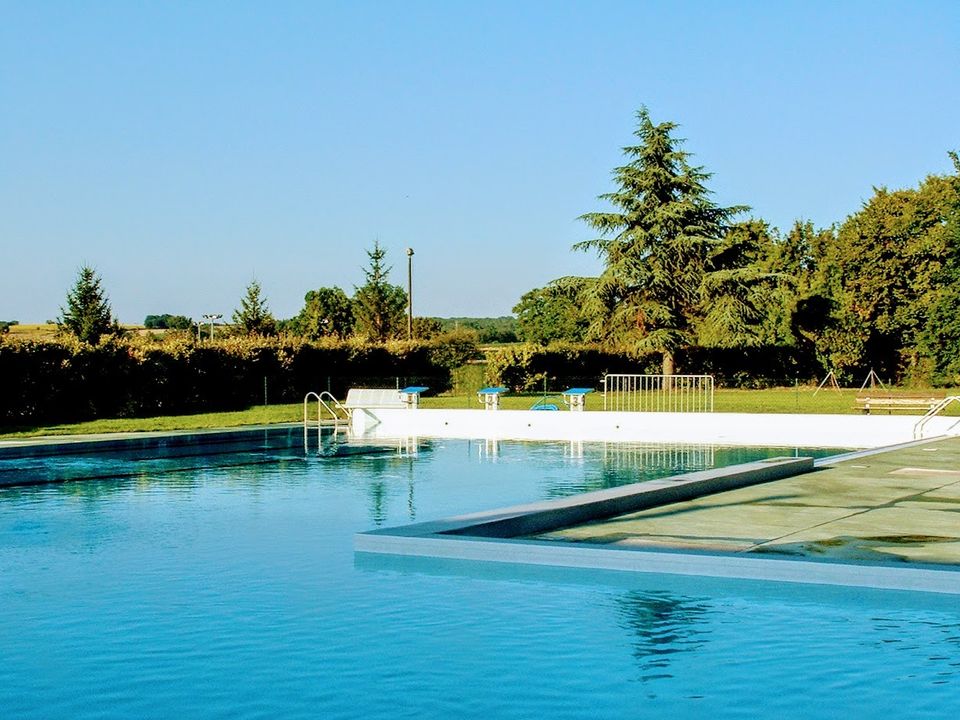 Vakantie naar Camping Le Pontis in Verteillac in Frankrijk