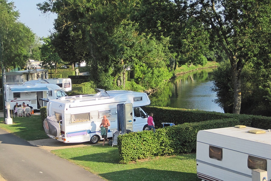 Vakantie naar Camping Le Renom in Ain in Frankrijk