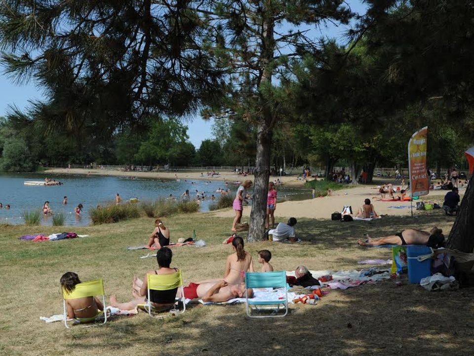 Vakantie naar Camping Le Rochat in Chateauroux 1 in Frankrijk