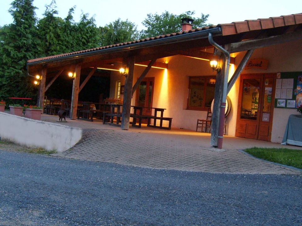 Camping Les Chelles vanaf € 200,-!