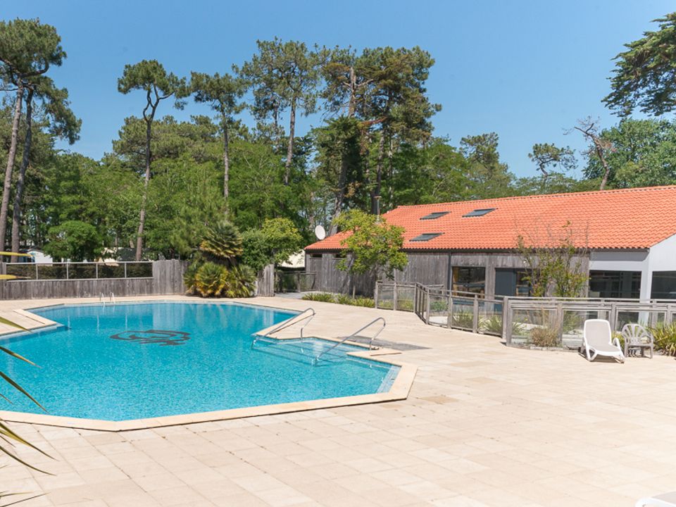 Vakantie naar Camping Les Cyprès in Saint Gilles Croix De Vie in Frankrijk