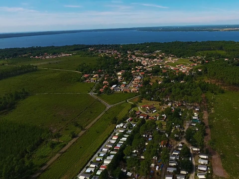 Vakantie naar Camping Les Echasses in Gastes in Frankrijk