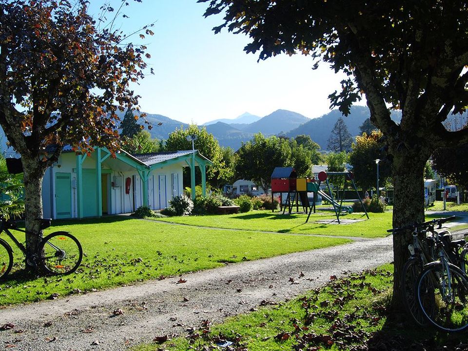 Vakantie naar Camping Les Fruitiers in Bagneres De Bigorre in Frankrijk