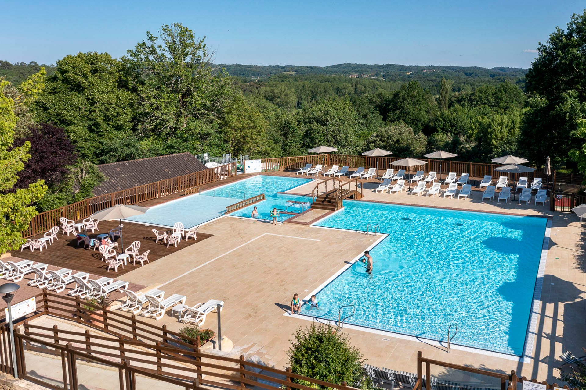 Vakantie naar Camping Les Grottes de Roffy in Dordogne in Frankrijk