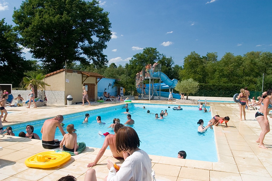 Vakantie naar Camping Les Loges in Puy De Dôme in Frankrijk