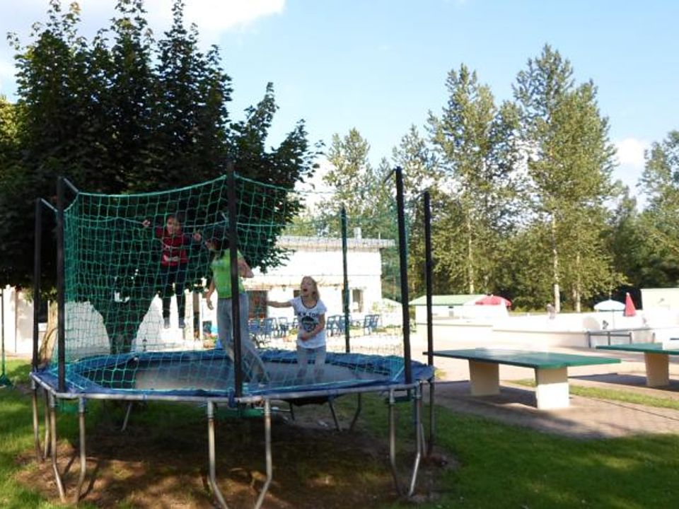 Camping Les Pinasses vanaf € € 139,00!