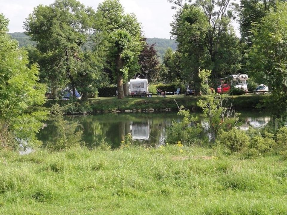 Camping Les Promenades Quingey vanaf € 290,-!