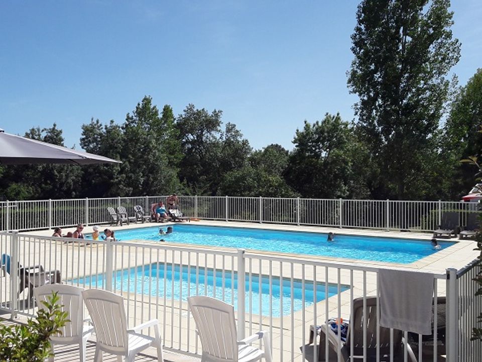 Camping Les Rioms vanaf € € 196,00!