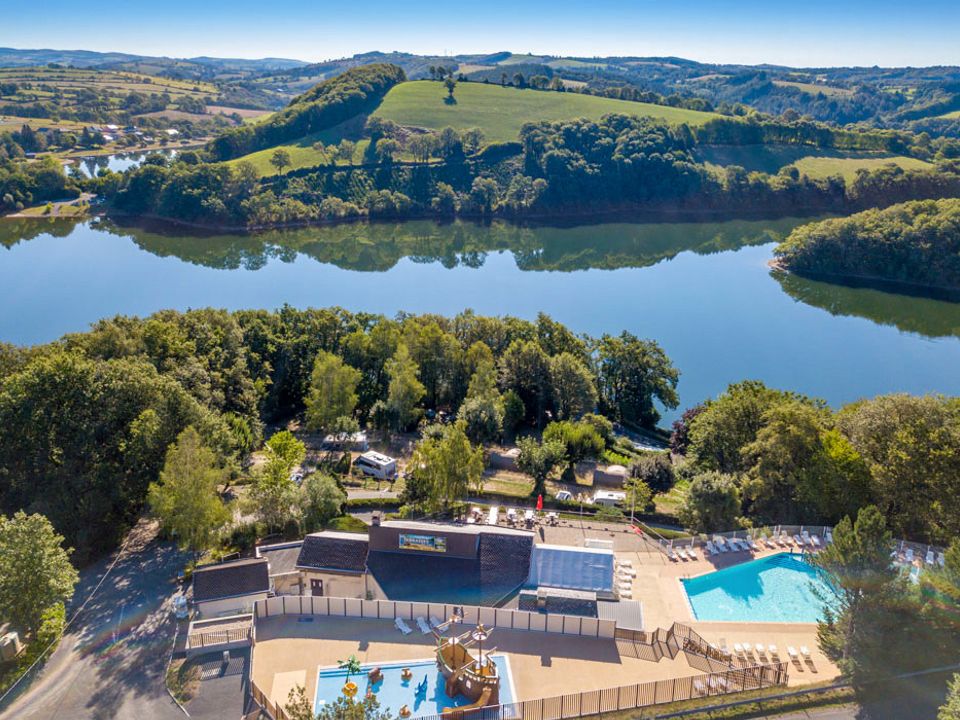 Vakantie naar Camping Les Terrasses du Lac in Pont De Salars in Frankrijk