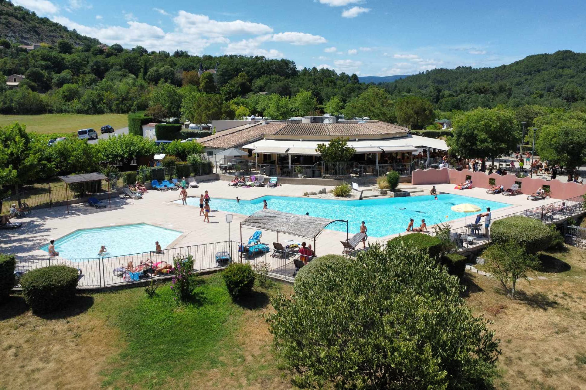 Vakantie naar Camping Lou Rouchetou in Ardèche in Frankrijk