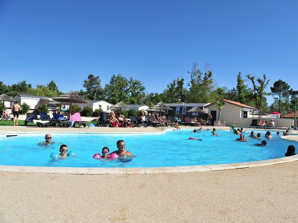 Vakantie naar Camping maeva Club Tastesoule in Vensac in Frankrijk