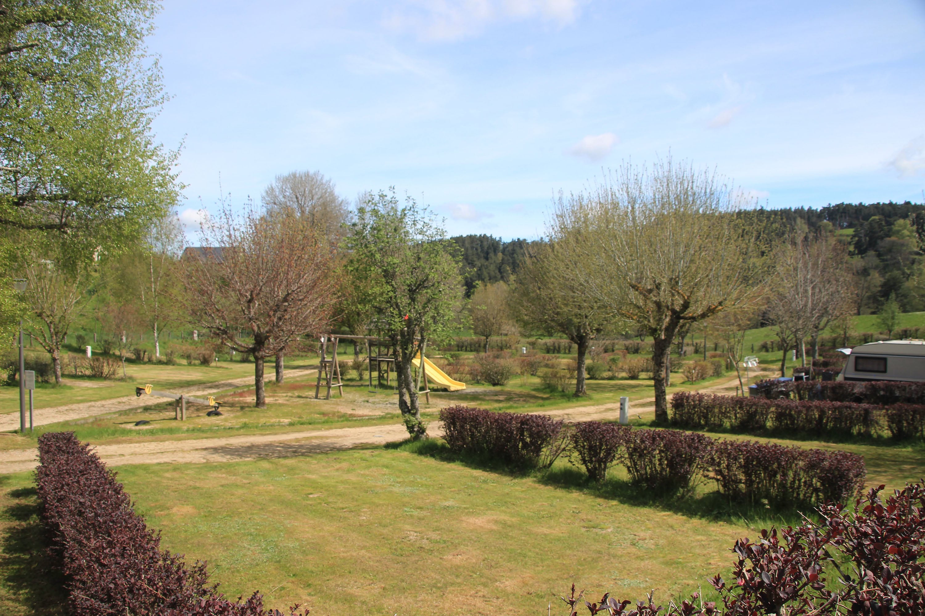 Vakantie naar Camping Municipal de Saint Just in Cantal in Frankrijk