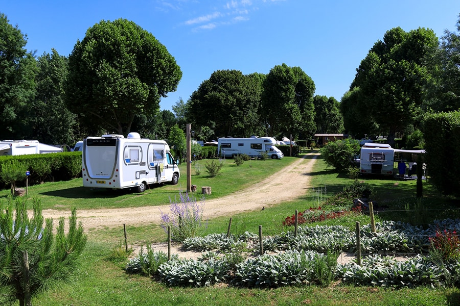 Camping Paradis Les Nobis D'Anjou vanaf € € 154,00!