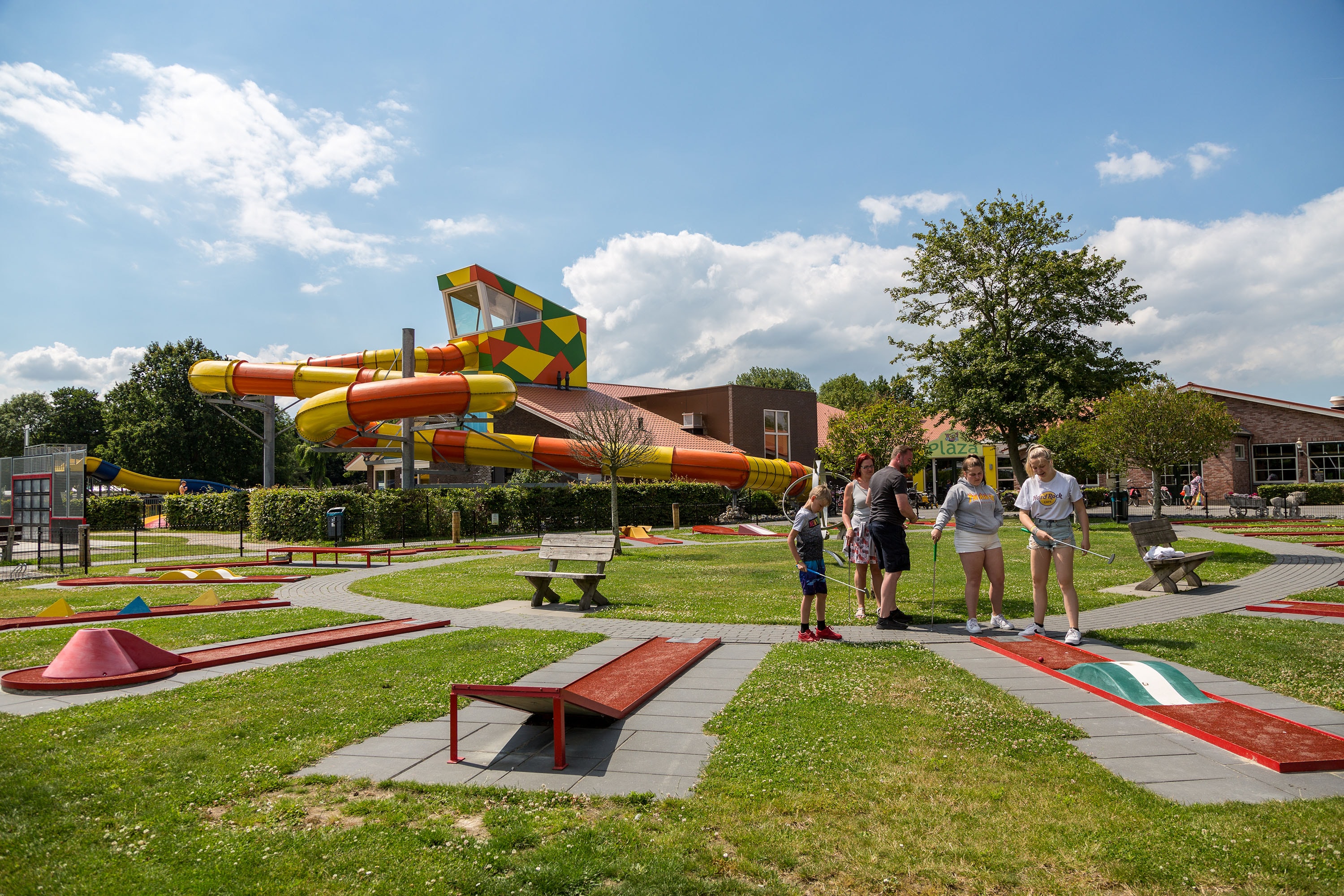 Vakantie naar Camping Recreatiecentrum De Vogel in Zeeland in Nederland